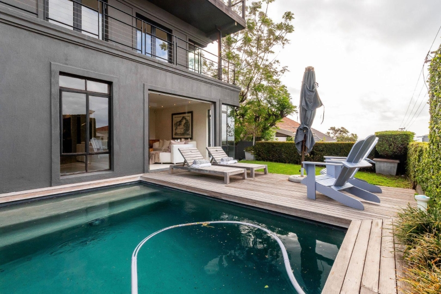 To Let 3 Bedroom Property for Rent in Fresnaye Western Cape